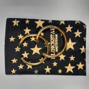 CS959/2024  GOLDEN HOOP EARRING +BLACK AND GOLD STARS SACHET